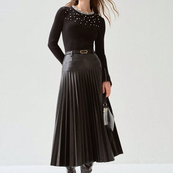 Black Casual Women's Romantic Black Pleated PU Skirt - Picture 5 of 5